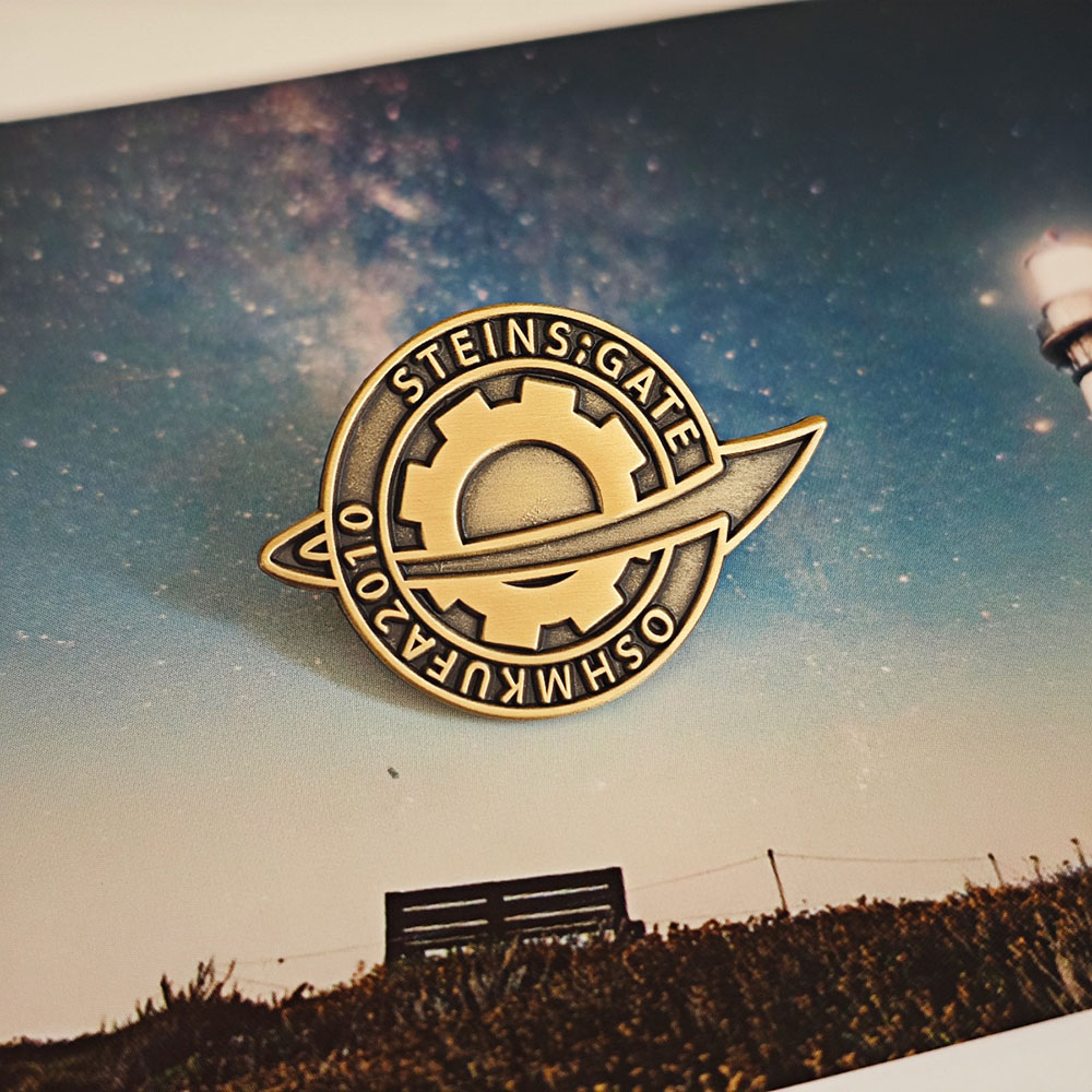 Steins;Gate Pin Anime Merchand – Anime Merchandise Logo Bewertung und Preis